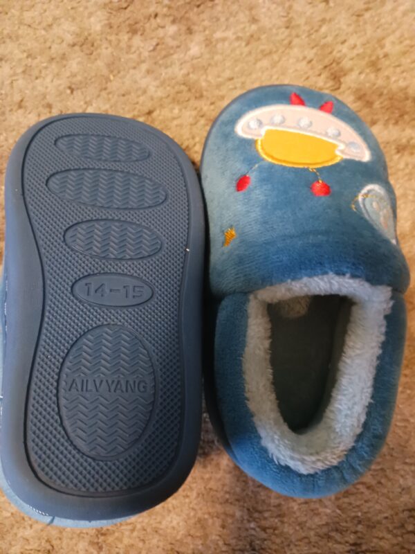 TODDLER BLUE SPACE SLIPPERS SIZE 14-15