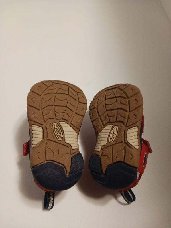 KEEN SZ 5 SANDALS - Image 2