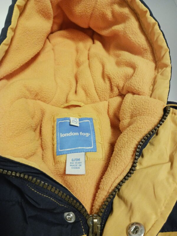 LONDON FOG SZ 6/9 MONTHS WINTER JACKET - Image 2