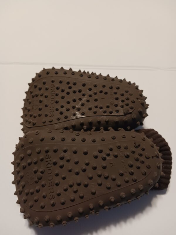 SKIDDERS SZ 6 TODDLER SLIPPERS - Image 2